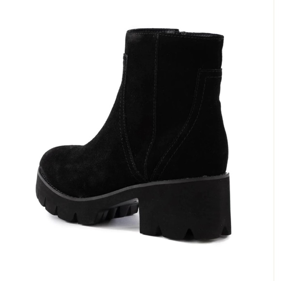 Seychelles Engaging Bootie Size: 9.5 - Picture 3 of 15